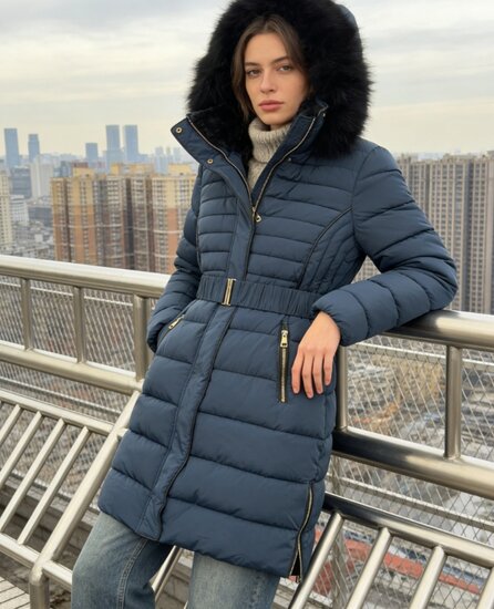 Stijlvolle donker blauwe midi pufferjas