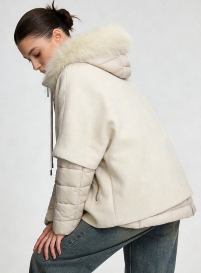 Beige korte two in one winterjas