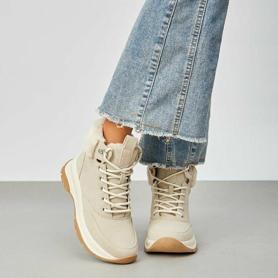 Beige hoge suede winter sneaker Imke