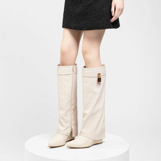 Hoge beige wedge laars met omslag Chalissa