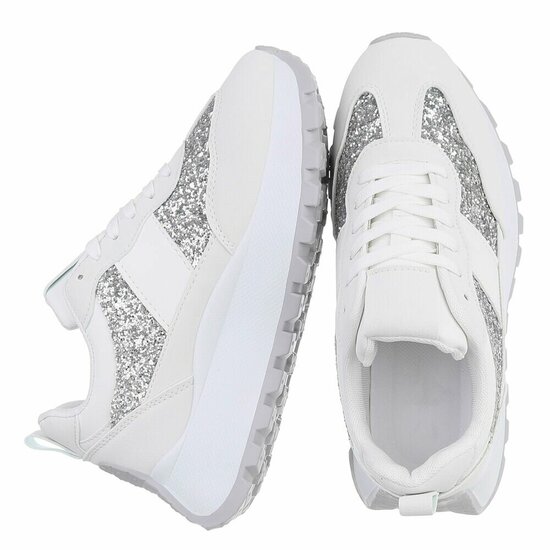 Witte lage sneaker Cesira