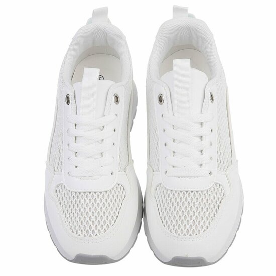 Witte lage sneaker Cesanna