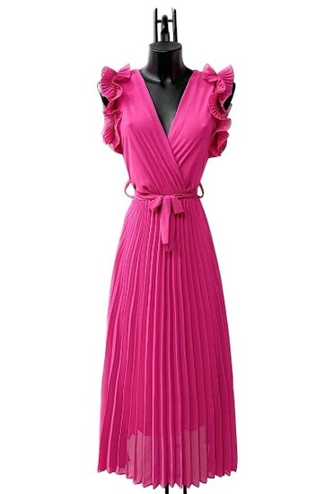 Elegante fuchsia plisse maxi jurk.