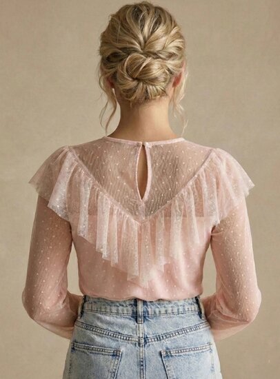 Luchtige poeder rose blouse met ruches,dots en transparante mouwen