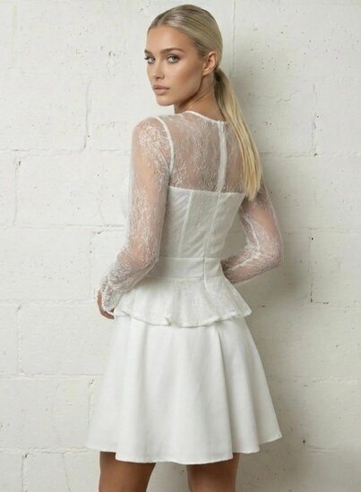 Elegante witte coctail jurk