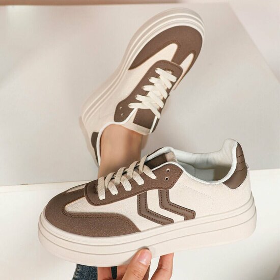 Bruine lage sneaker Stephanie