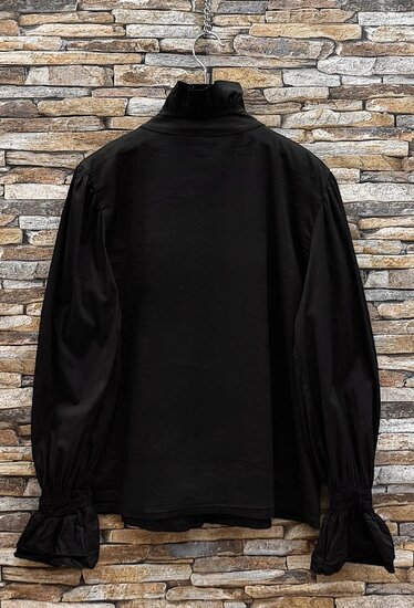 Romantische zwarte hemdblouse
