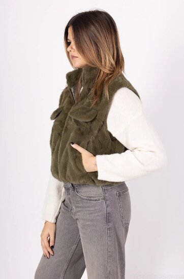 Kaki groene bodywarmer in teddy fleece