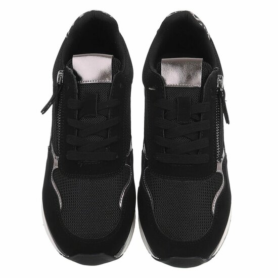 Zwarte lage sneaker Jenara