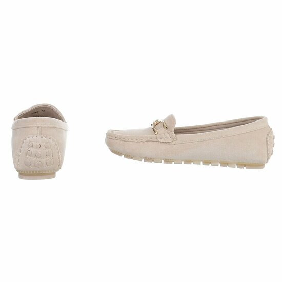 Beige suede mocassin Nadine met decoratie