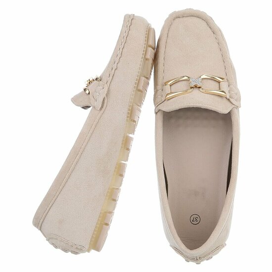 Beige suede mocassin Nadine met decoratie