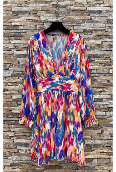 Mooie korte rainbow colours jurk met print