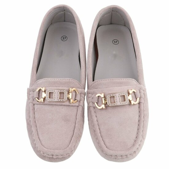 Grijze suede mocassin Cora met gouden decoratie