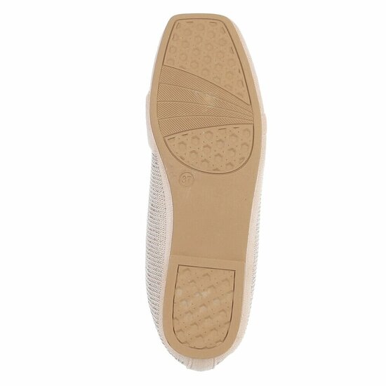 Beige elegante mocassin Cristina met gouden decoratie