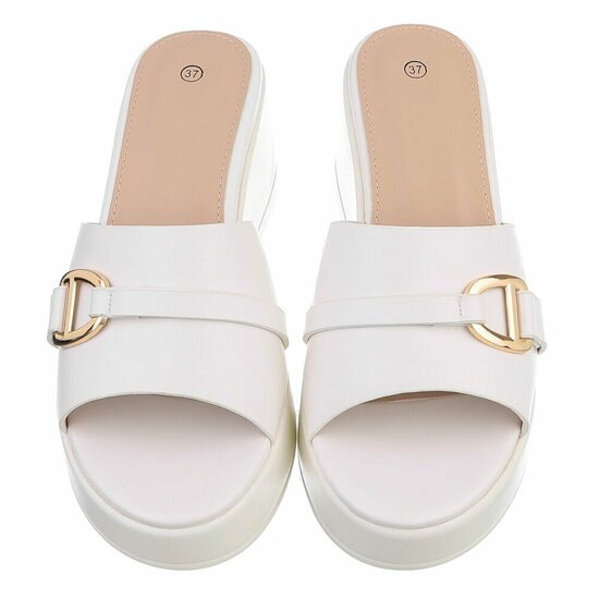 Witte wedge mules met goudkleurige gesp Cirilla