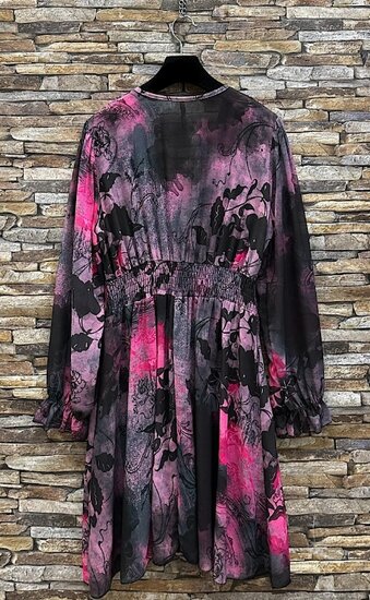 Mooie korte zwart-fuchsia jurk met print