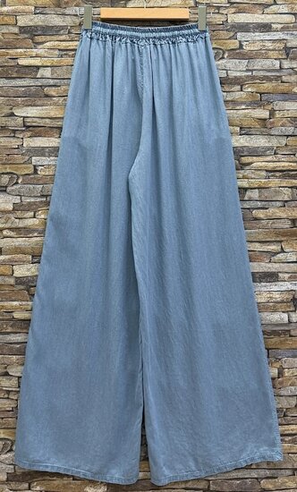Ultra soft licht blauwe denim palazzo broek met elastische taille