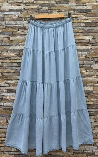 Licht blauwe ultrasoft denim maxi rok met volants en trekkoord