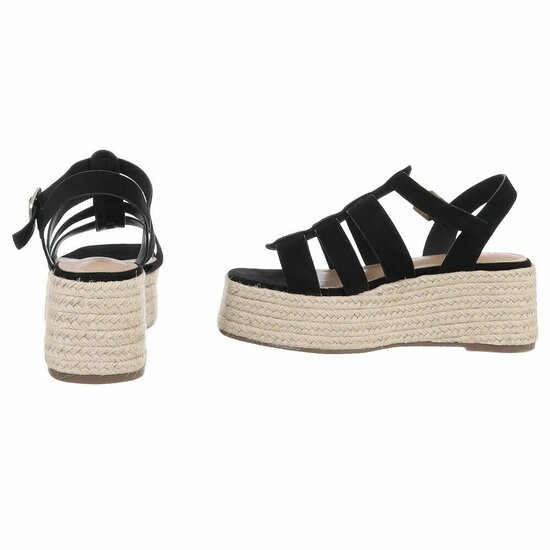 Zwarte plateau sandalen Cecili met gevlochten zool