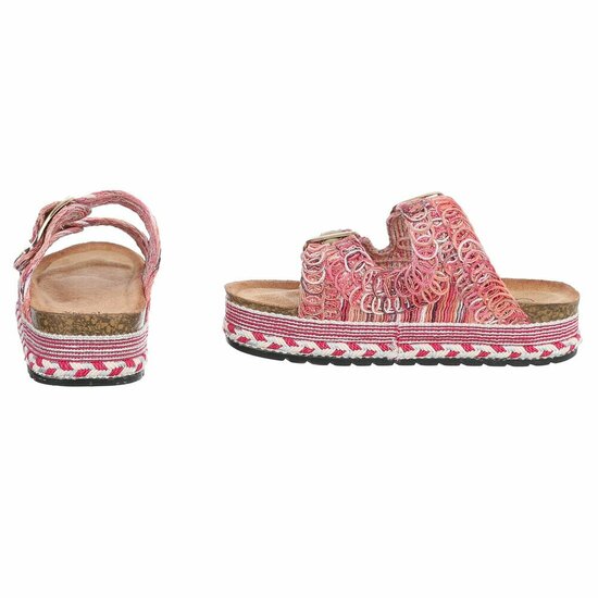 Fuchsia plateau slippers Cendi met gesp en borduurdetails