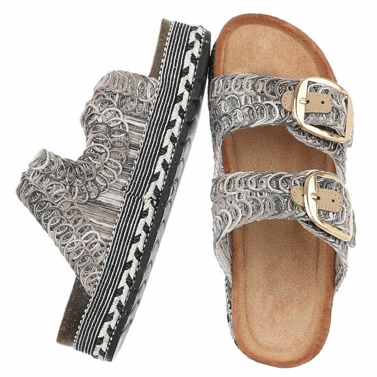 Zwarte plateau slippers Cendi met gesp en borduurdetails