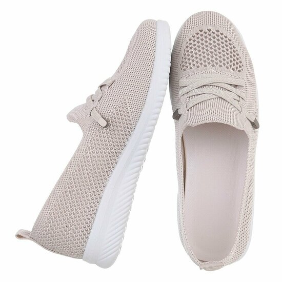 Beige instappers Chanika met sleehak – gebreide dames sneakers
