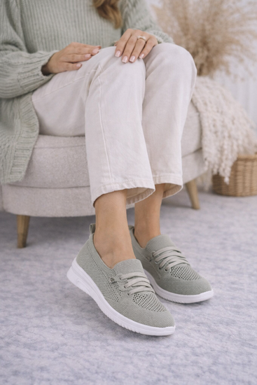 Groene instappers Chanika met sleehak – gebreide dames sneakers