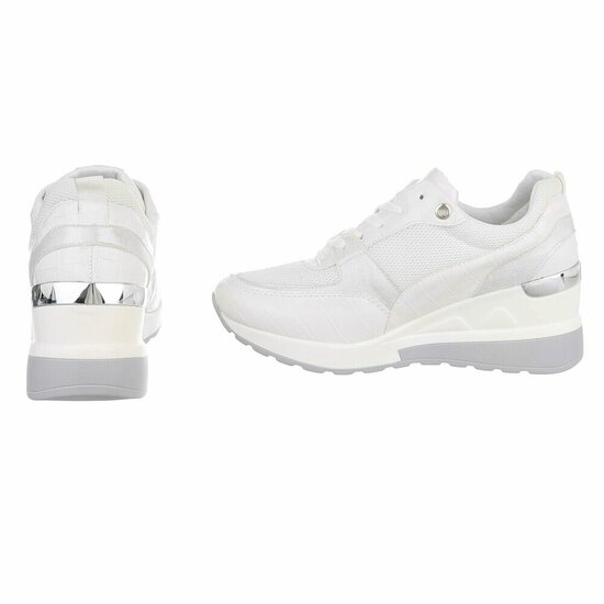 Witte sneakers met sleehak Suzanna