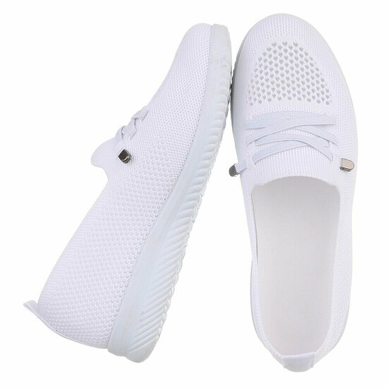 Witte instappers Chanika met sleehak – gebreide dames sneakers