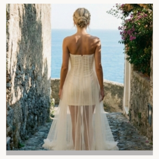 Elegante cream bustier jurk met tulle