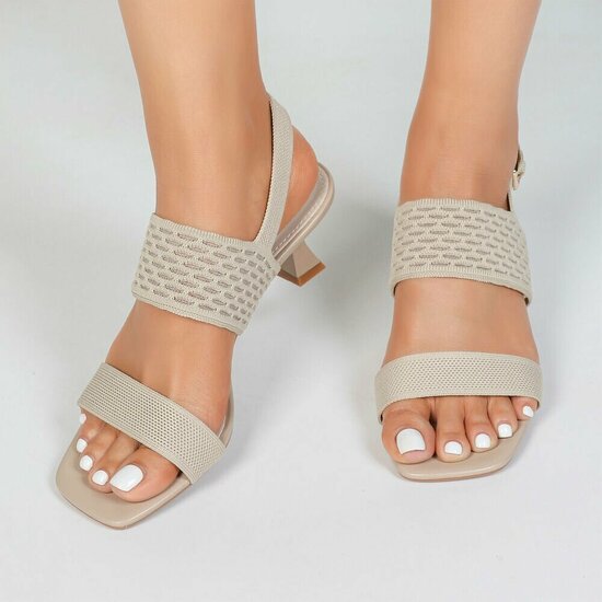 Elegante kaki sandalette met sculptuurhak