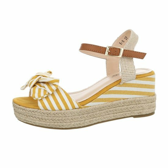 Zomerse gele wedge sandaal Manon.