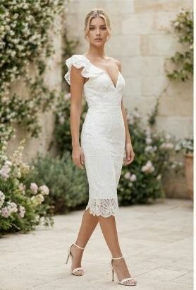 Prachtige witte midi jurk in kant