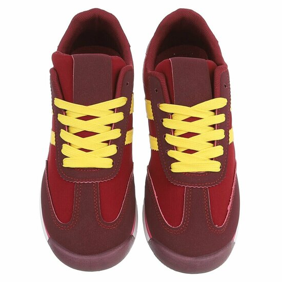 Sportieve bordeaux sneakers Chelsy met gele accenten