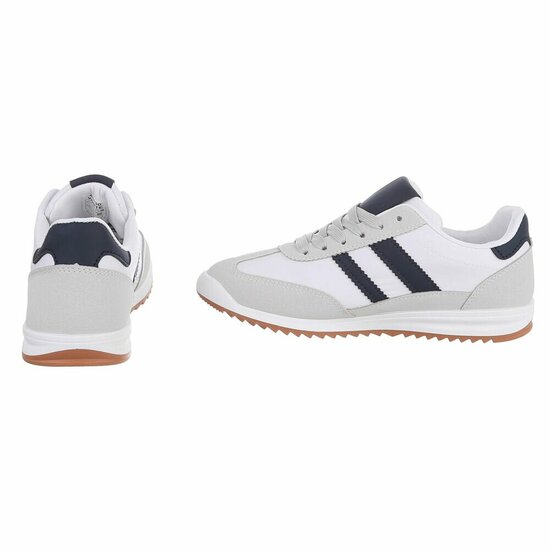 Sportieve witte sneakers Chelsy met zwarte accenten
