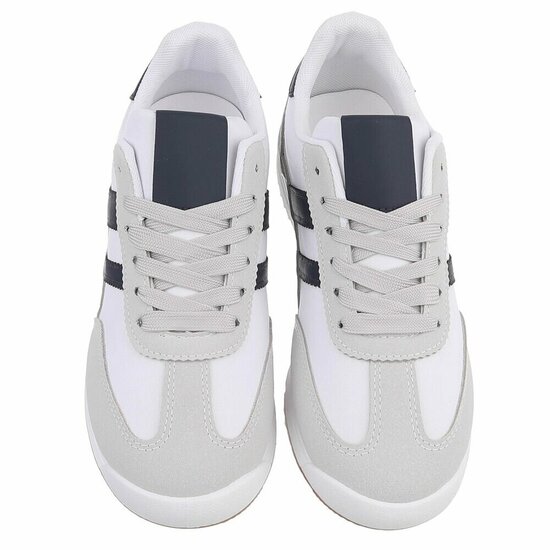Sportieve witte sneakers Chelsy met zwarte accenten