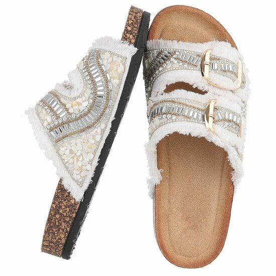 Witte boho sandalen Doran met franjes en pareldetails