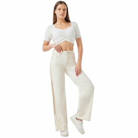 Luxe beige wide leg jeans met verfijnd kantdetail