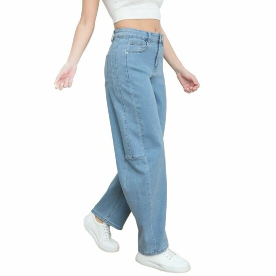 Lichtblauwe wide leg jeans met moderne pasvorm
