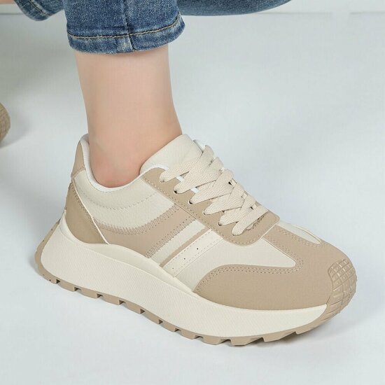 Beige sneakers Phea met platformzool en kaki details