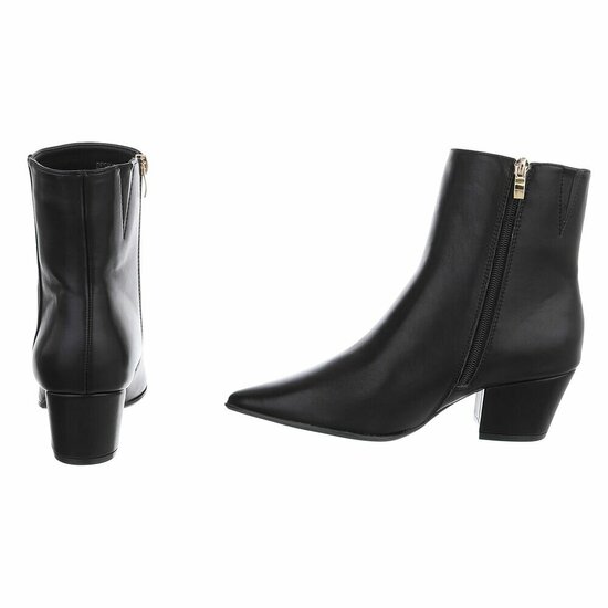 Zwart enkellaarsje met elegante hak-Annelisa