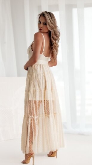 Robe longue crème élégante en dentelle et tulle