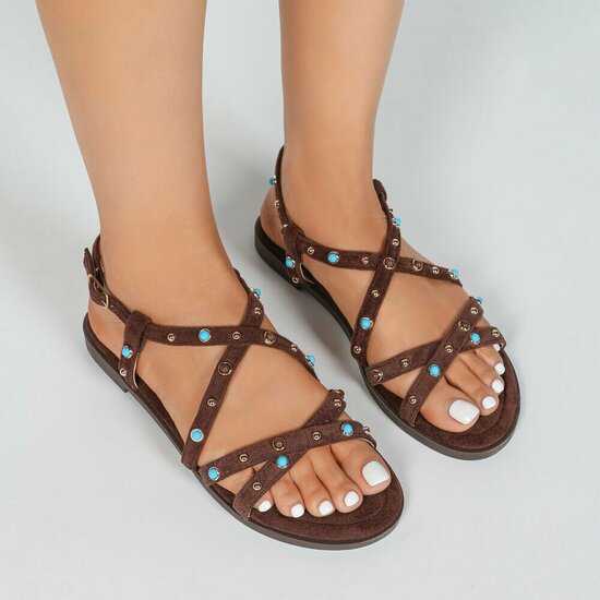 Bruine sandalen met turquoise details en studs-Lorena