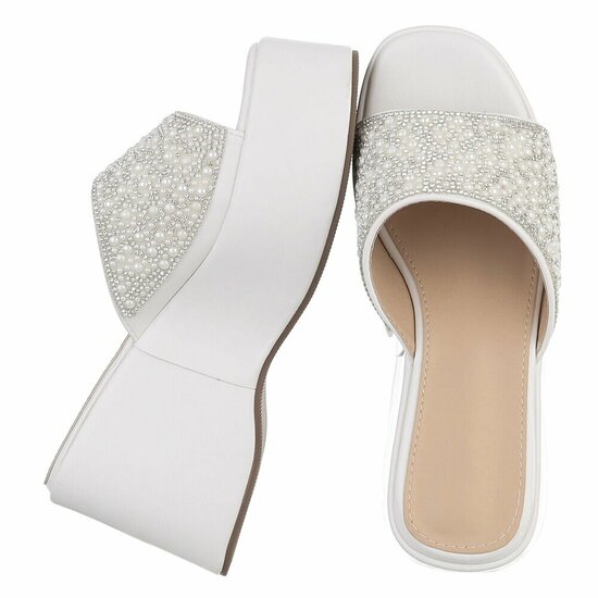 Witte platform slippers met parels en strass-Annica