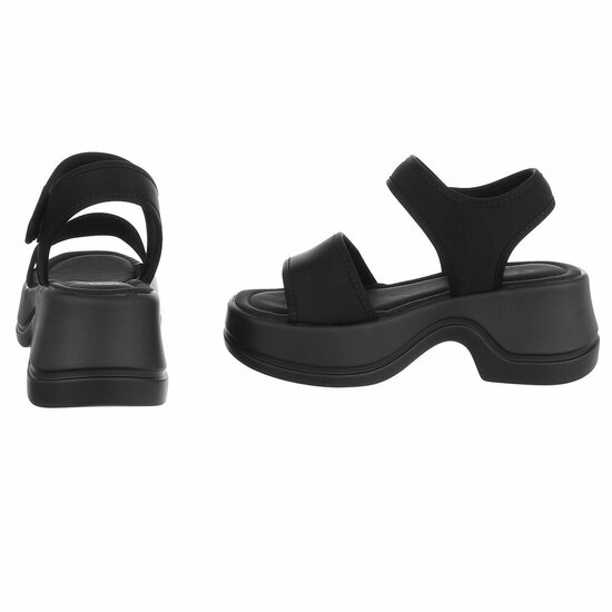 Zwarte platform sandalen met comfortabele zool-Danique