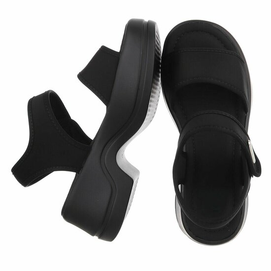 Zwarte platform sandalen met comfortabele zool-Danique