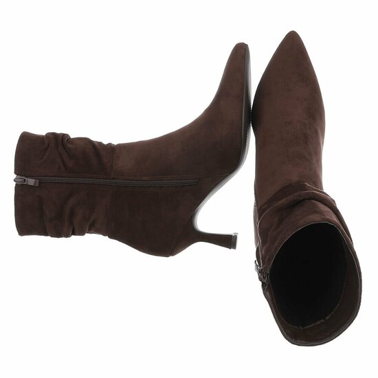 Bruine suede enkellaarzen met hak en spitse neus-Gazal