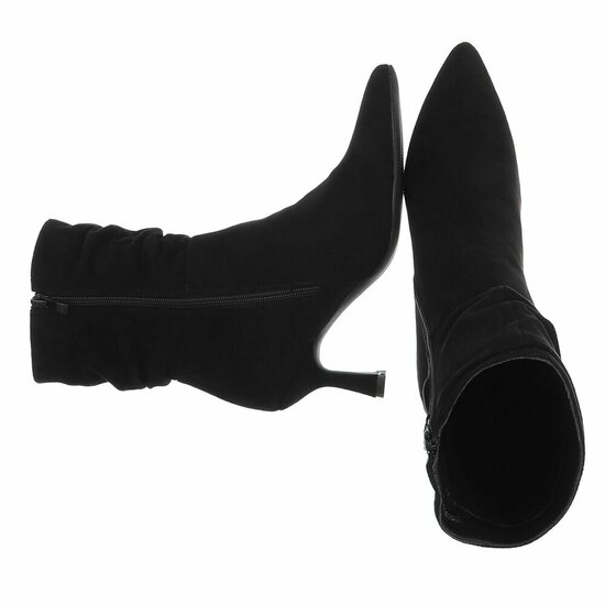 Zwarte suede enkellaarzen met hak en spitse neus-Gazal