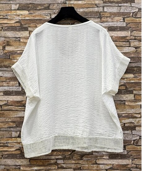 Witte viscose set met gehaakte details