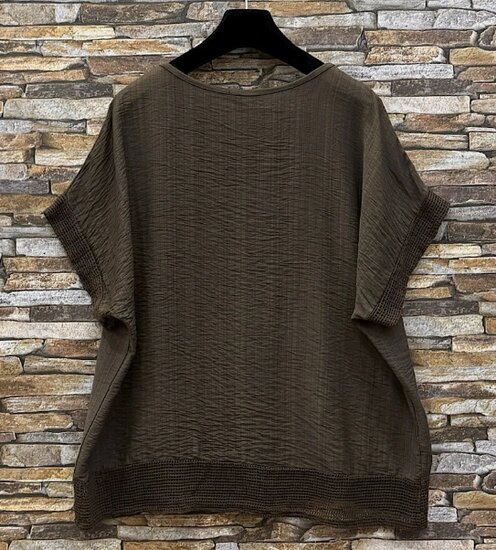 Bruine viscose set met gehaakte details